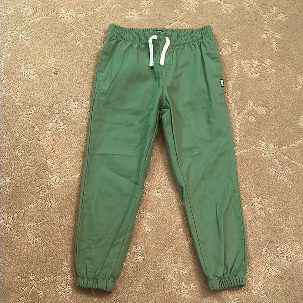 Boy’s DKNY Green Jogger Pants, Sz 6